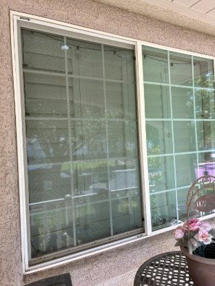 Multi-pane patio window, before